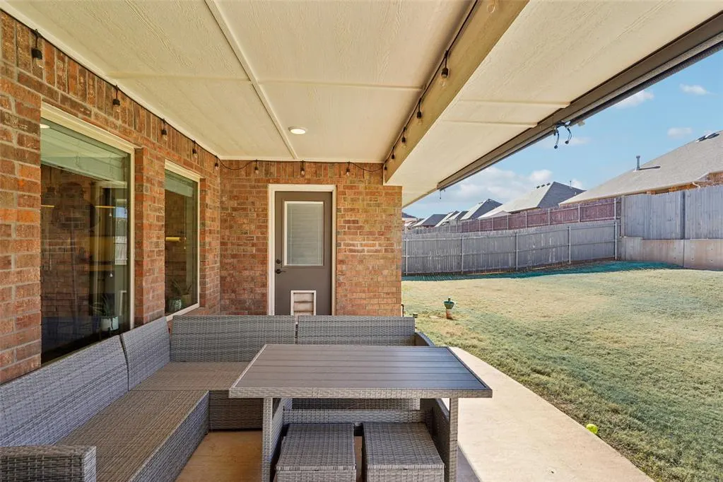 Photo 38 — 1405 N Storybrook Terrace, Mustang, OK 73064