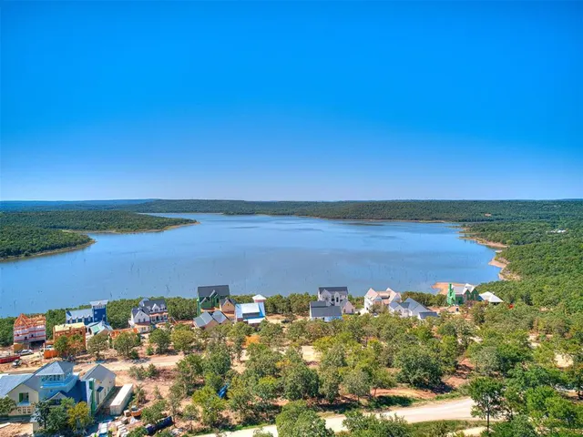 Photo 5 — 131 Lower Greenway, Carlton Landing, OK 74432