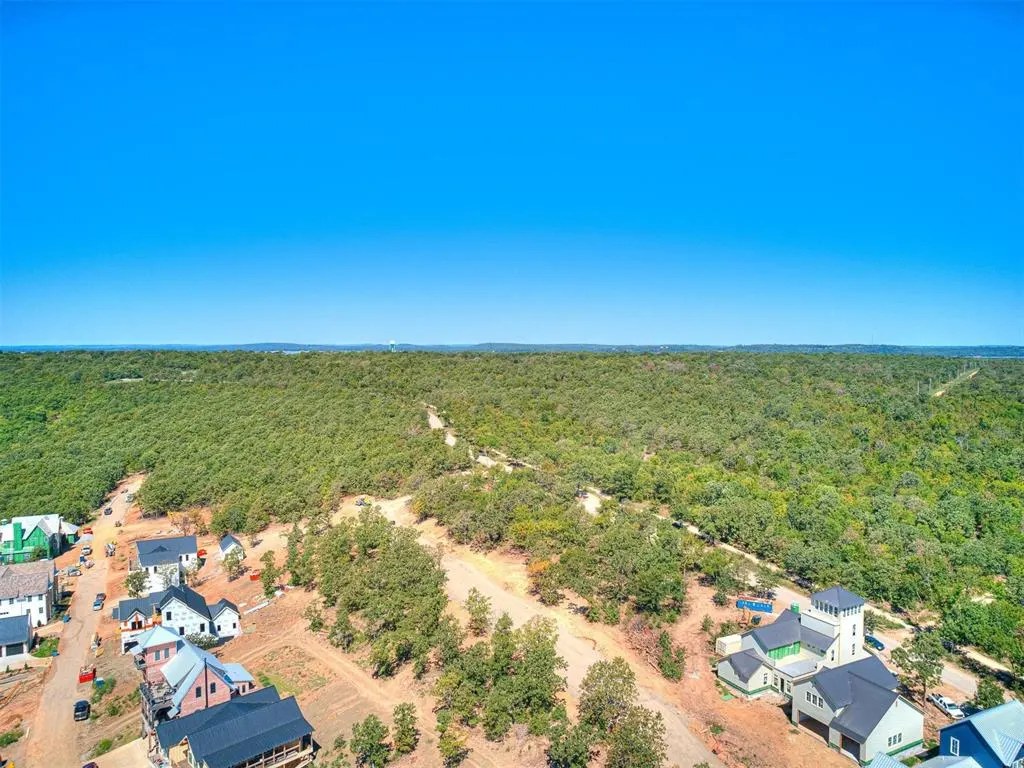 Photo 13 — 131 Lower Greenway, Carlton Landing, OK 74432
