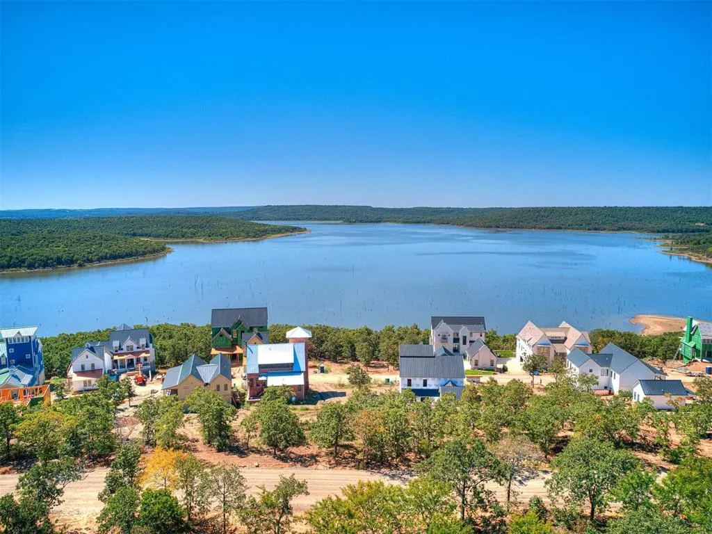 Photo 27 — 131 Lower Greenway, Carlton Landing, OK 74432
