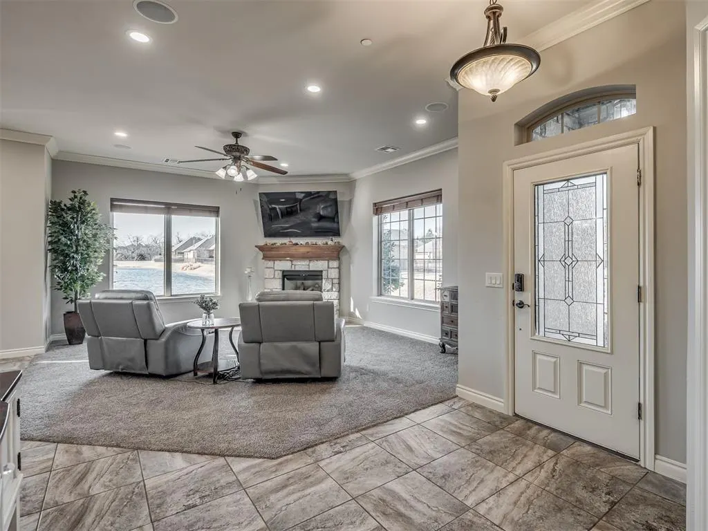Photo 8 — 13028 Jasmine Lane, Oklahoma City, OK 73142