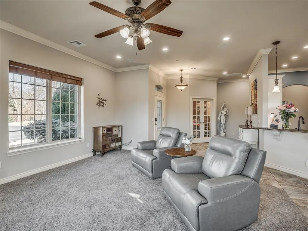 Photo 11 — 13028 Jasmine Lane, Oklahoma City, OK 73142