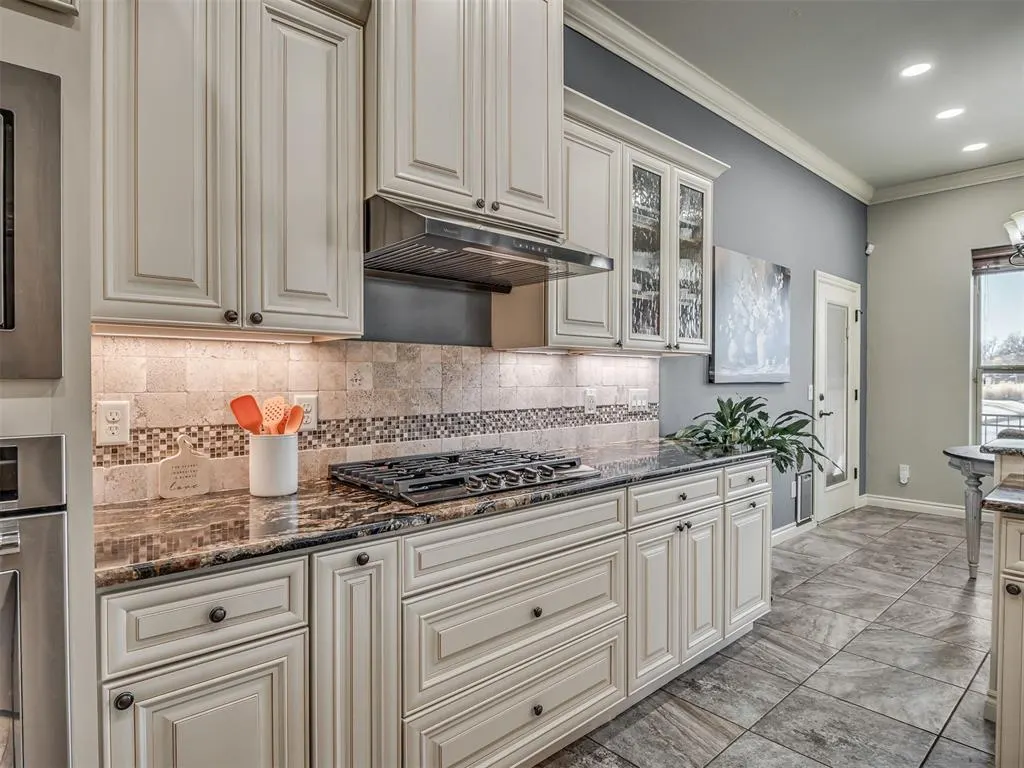 Photo 19 — 13028 Jasmine Lane, Oklahoma City, OK 73142