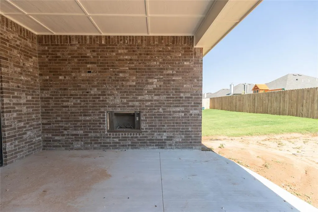 Photo 29 — 9217 NW 86th Street, Yukon, OK 73099