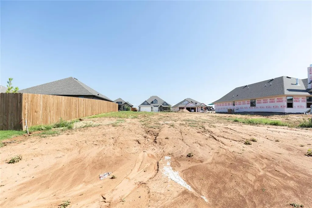 Photo 30 — 9217 NW 86th Street, Yukon, OK 73099