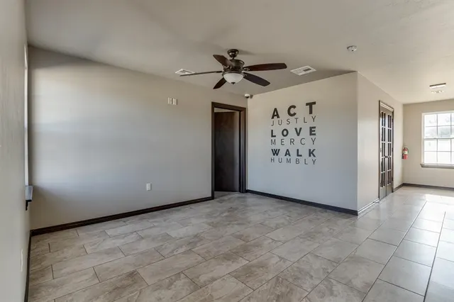 Photo 5 — 16758 NE 23rd Street, Choctaw, OK 73020