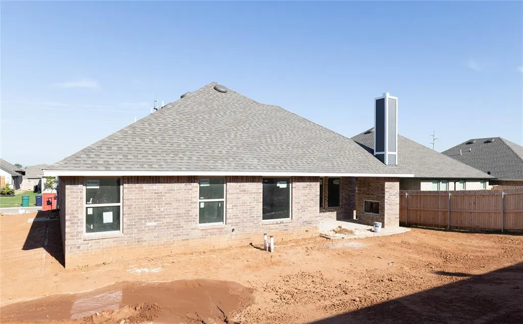 Photo 23 — 8712 Poppey Place, Yukon, OK 73099