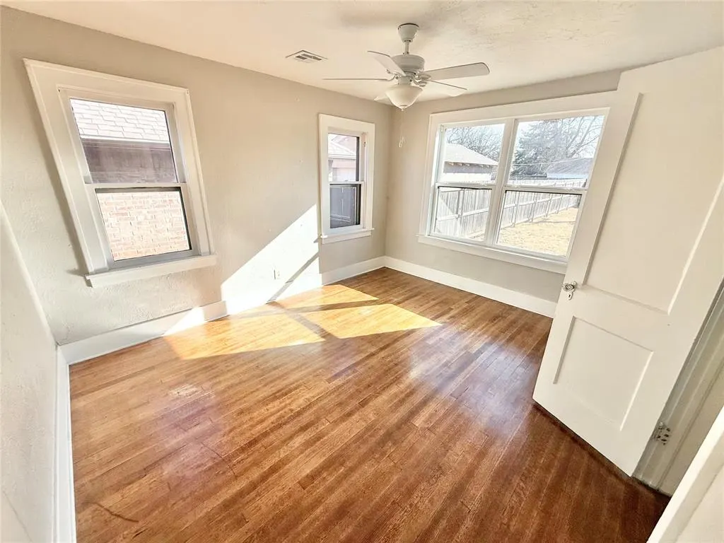 Photo 22 — 804 E Cypress Street, Altus, OK 73521