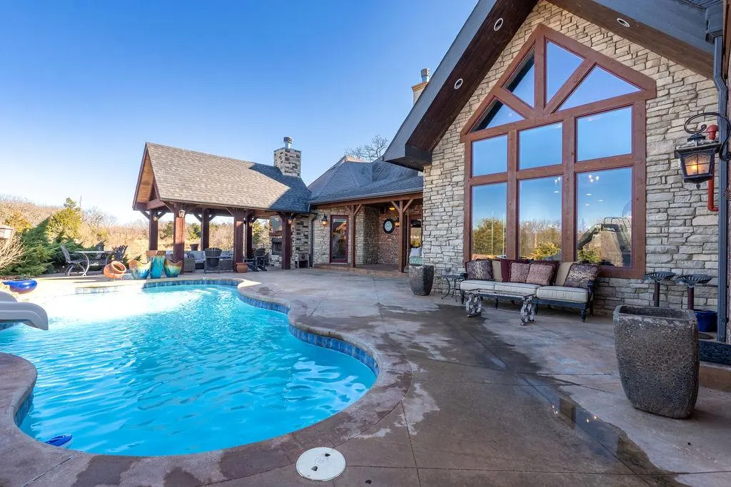 Photo 5 — 2205 Copper Creek Lane, Shawnee, OK 74804