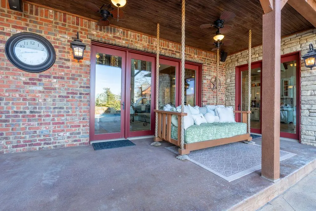 Photo 9 — 2205 Copper Creek Lane, Shawnee, OK 74804