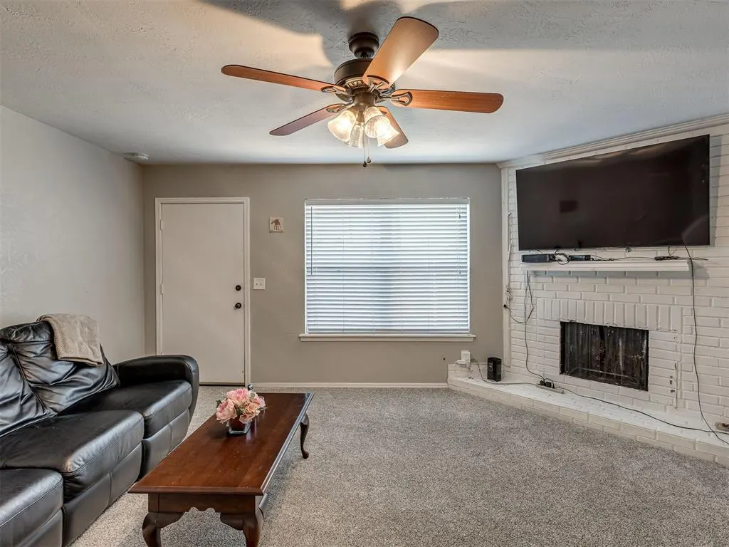 Photo 16 — 6742 N Meridian Avenue, Oklahoma City, OK 73116