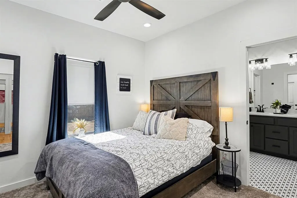 Photo 21 — 622 E Gray Street, Norman, OK 73071