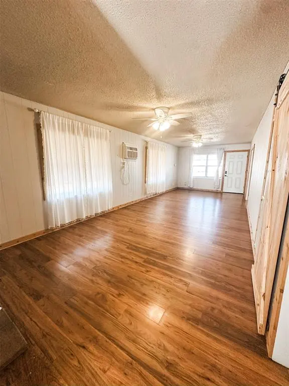 Photo 4 — 319 W Main Street, Fort Cobb, OK 73038
