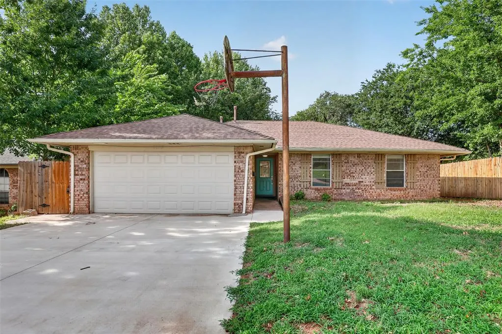 Photo 42 — 1015 Crown Drive, Edmond, OK 73034