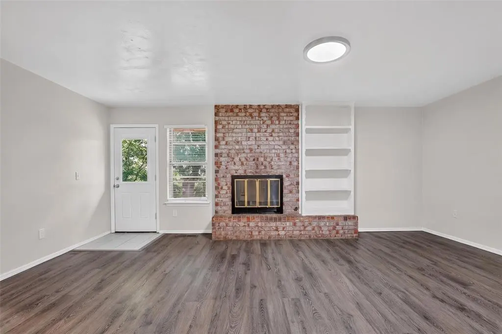 Photo 5 — 1015 Crown Drive, Edmond, OK 73034