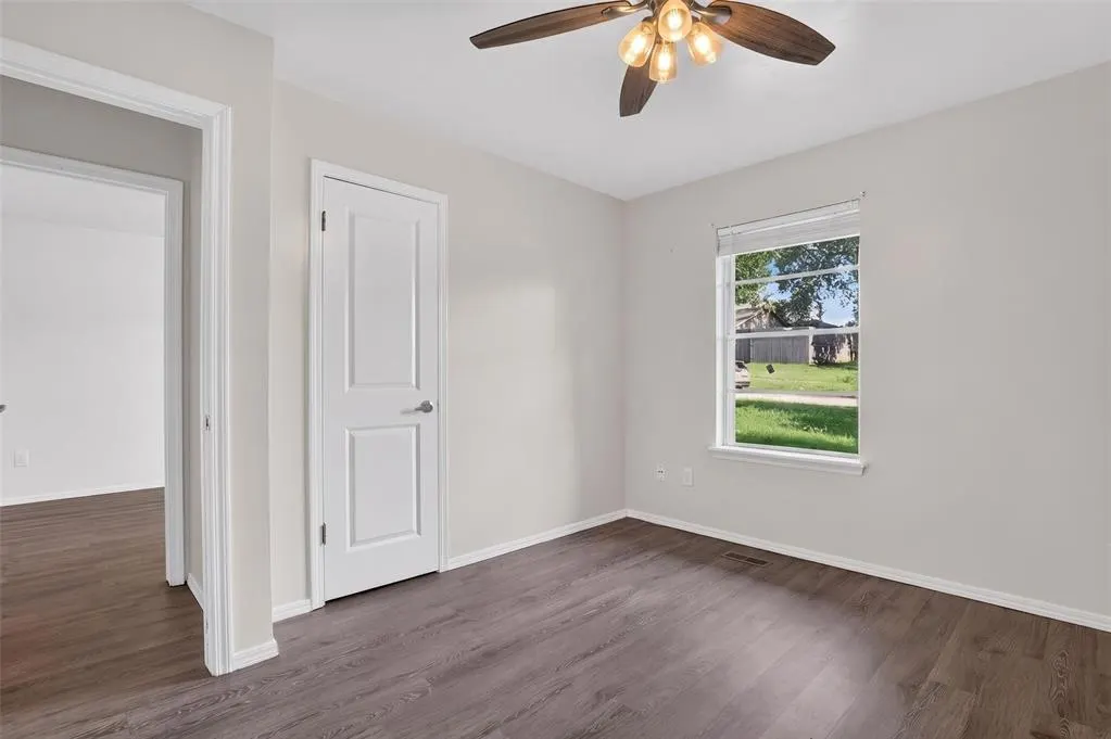 Photo 15 — 1015 Crown Drive, Edmond, OK 73034