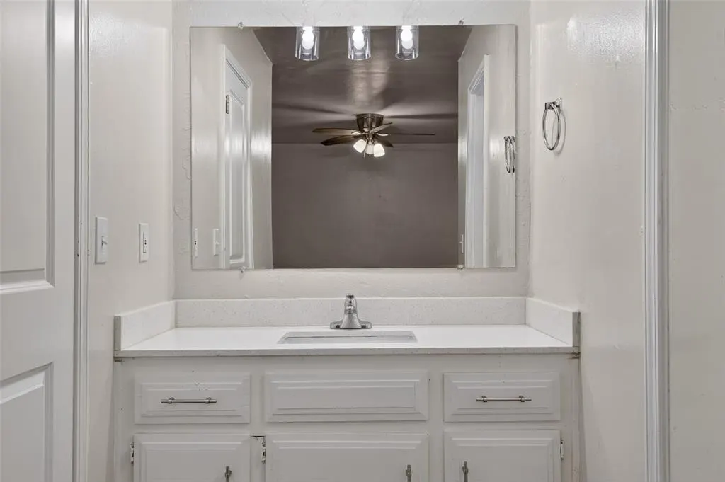 Photo 26 — 1015 Crown Drive, Edmond, OK 73034
