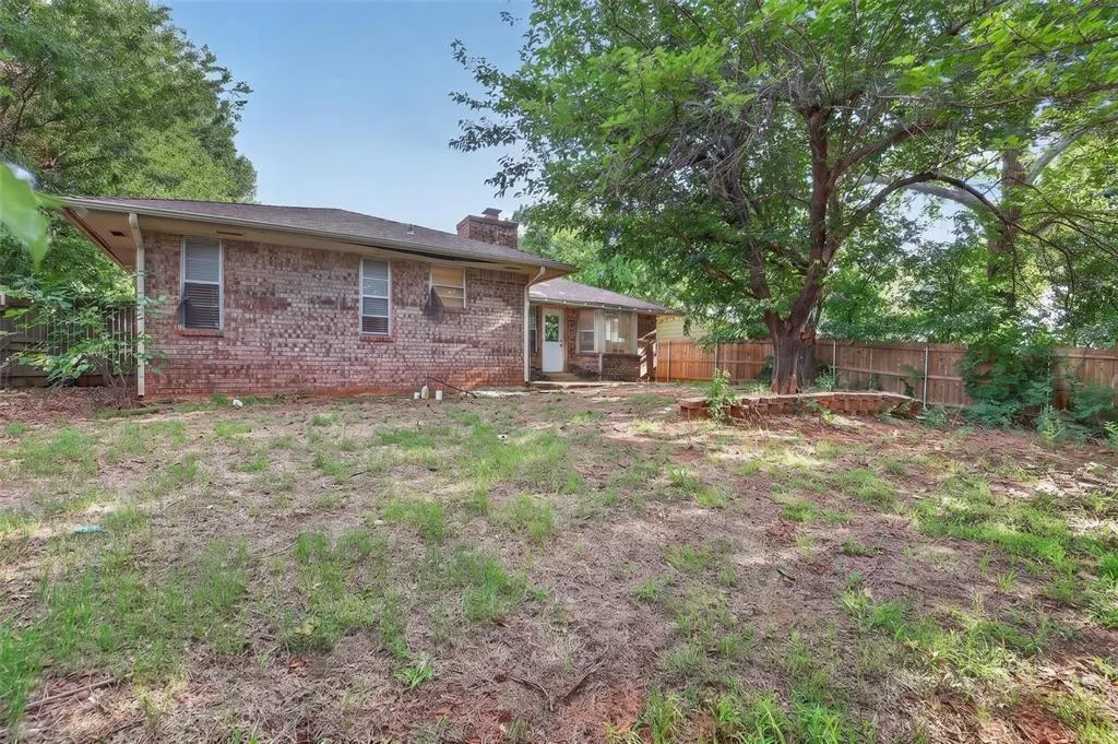 Photo 32 — 1015 Crown Drive, Edmond, OK 73034