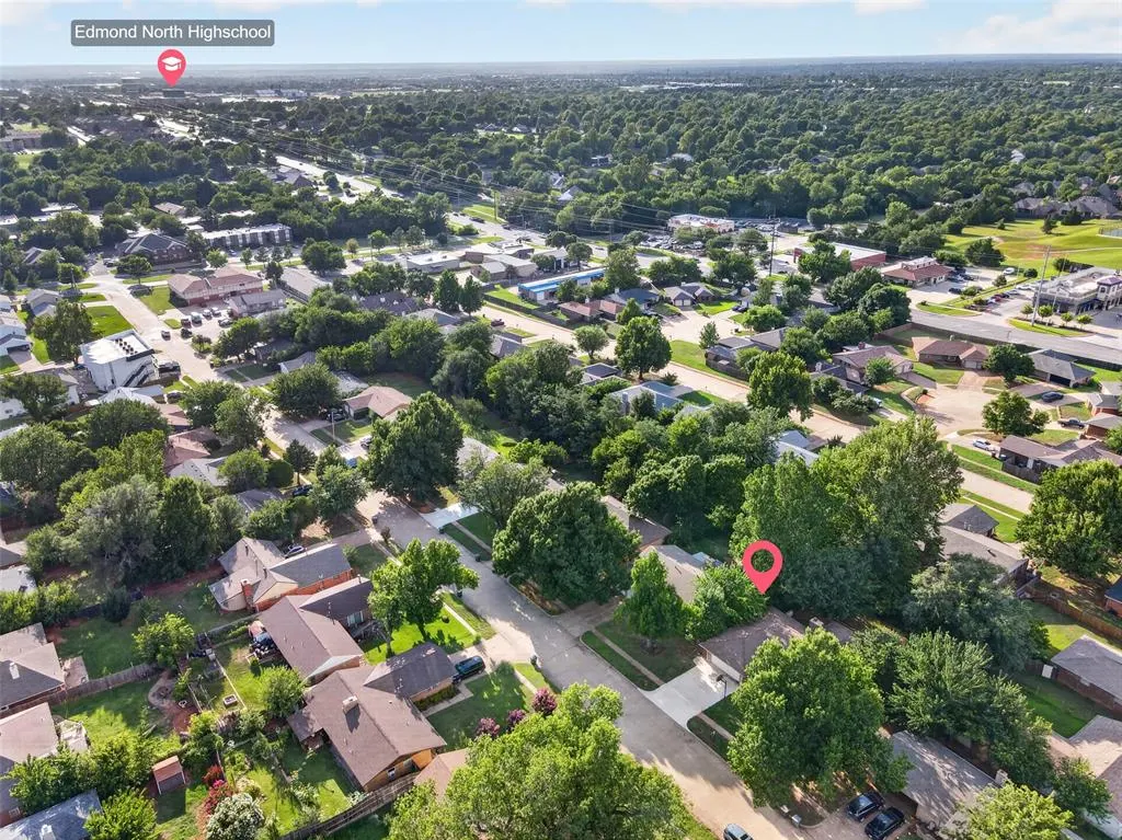 Photo 37 — 1015 Crown Drive, Edmond, OK 73034