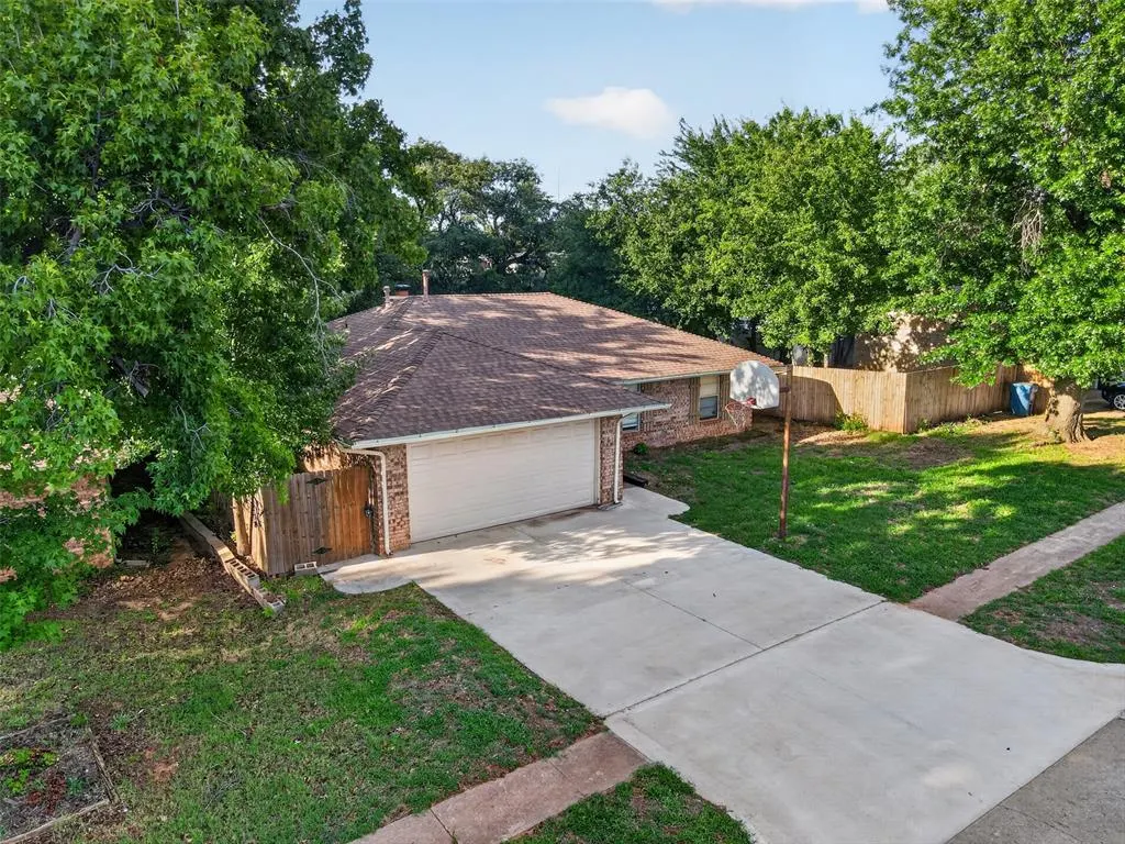 Photo 38 — 1015 Crown Drive, Edmond, OK 73034