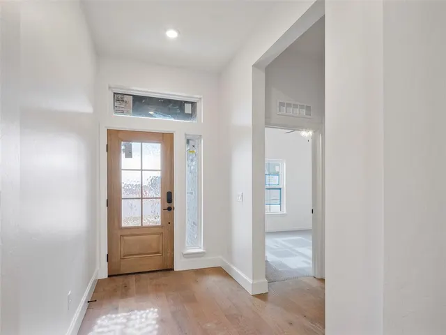 Photo 4 — 7921 NW 163rd Street, Oklahoma City, OK 73013
