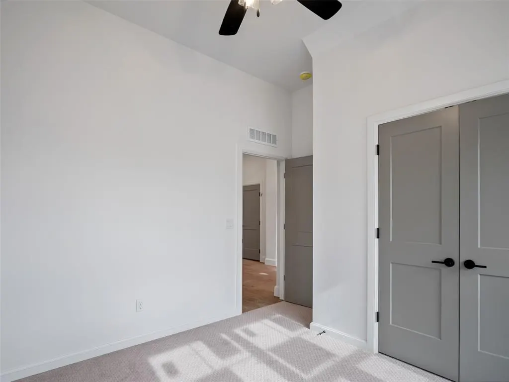 Photo 6 — 7921 NW 163rd Street, Oklahoma City, OK 73013