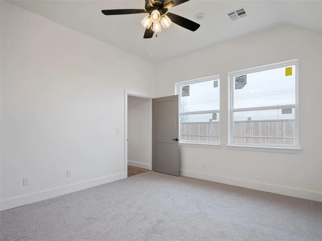 Photo 27 — 7921 NW 163rd Street, Oklahoma City, OK 73013