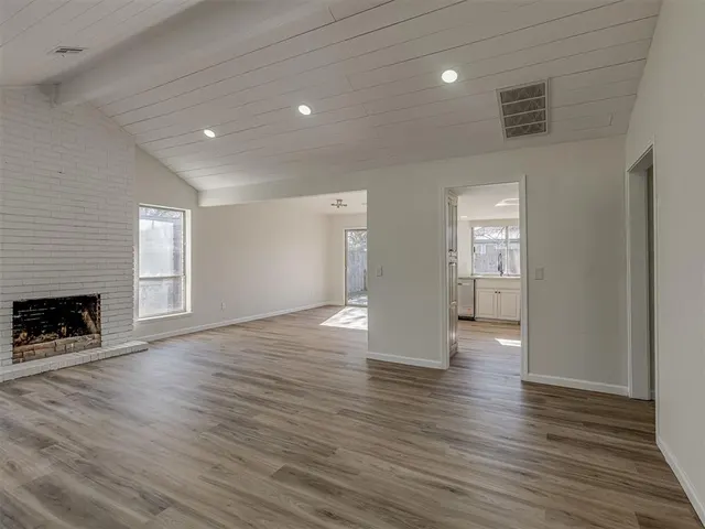 Photo 4 — 2232 NW 113th Street, Oklahoma City, OK 73120
