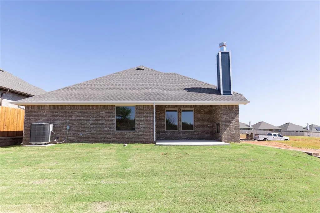 Photo 22 — 10364 SW 56th Street, Mustang, OK 73064