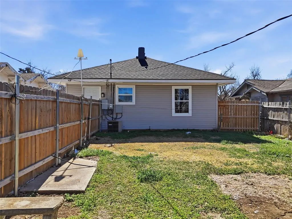 Photo 23 — 1721 NW 34th Street, Oklahoma City, OK 73118