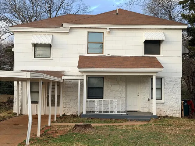 Photo 2 — 2031 NW 31st Street, Oklahoma City, OK 73118