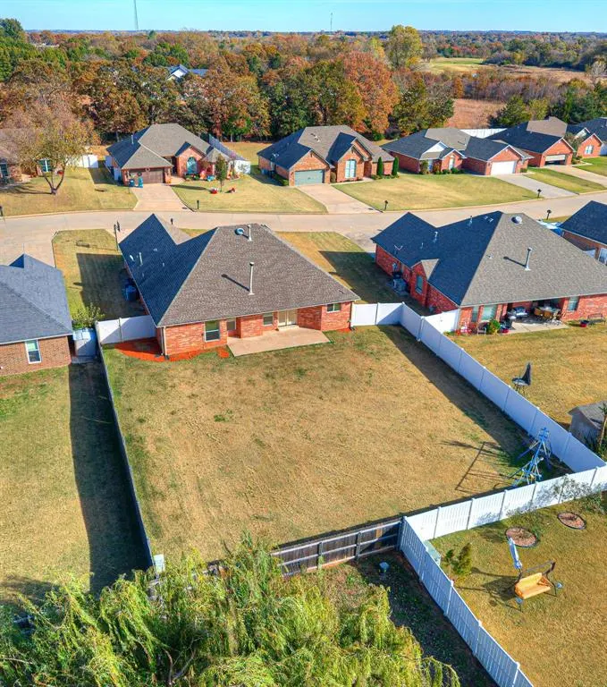 Photo 31 — 1602 Cedar Bend Court, Shawnee, OK 74804