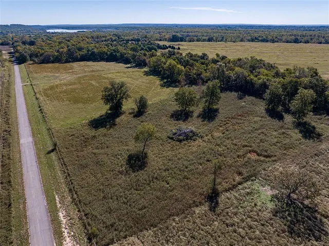 Photo 3 — 403238 E 1250 Road, Hanna, OK 74845