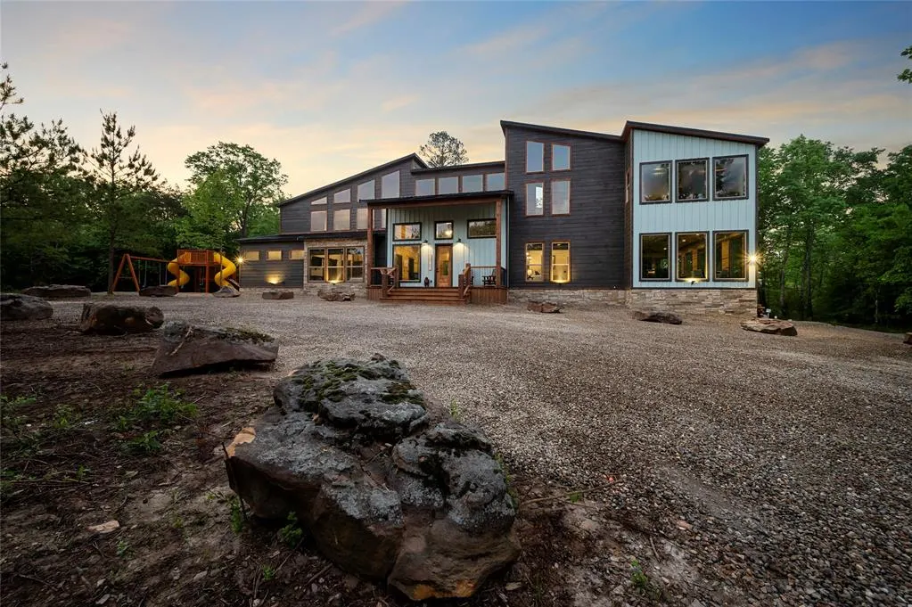 Front exterior — 61 Stubby Trail, Broken Bow, OK 74728