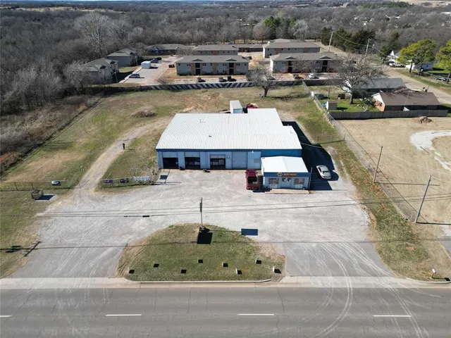 Photo 2 — 408 S Dawson Street, Meeker, OK 74855