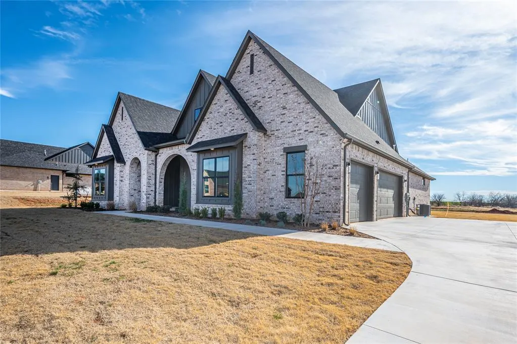 Photo 2 — 11501 Skyline View, Guthrie, OK 73044