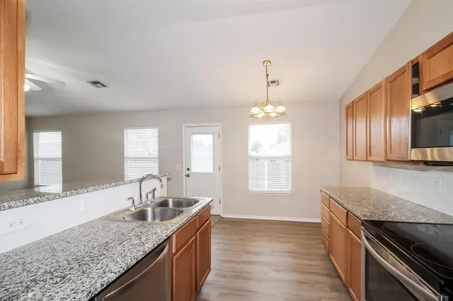 Photo 4 — 2624 Briar Patch Way, Norman, OK 73071