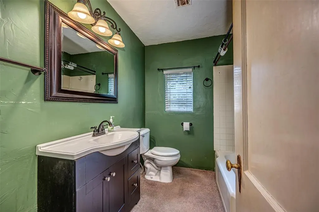 Photo 13 — 502 Kansas Street, Norman, OK 73069