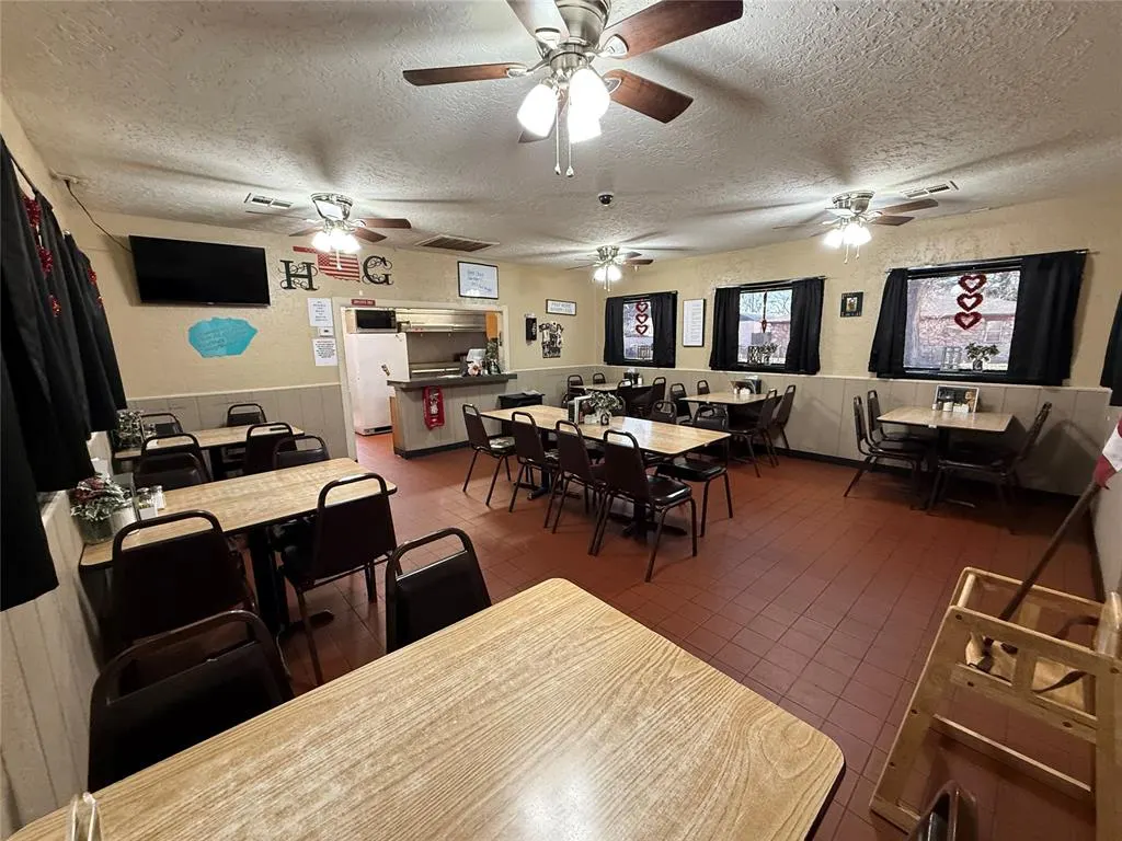 Photo 16 — 416 E Apache Trail Road, Apache, OK 73006