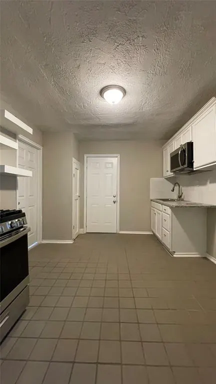 Photo 5 — 1212 SW 22nd Street, Oklahoma City, OK 73109