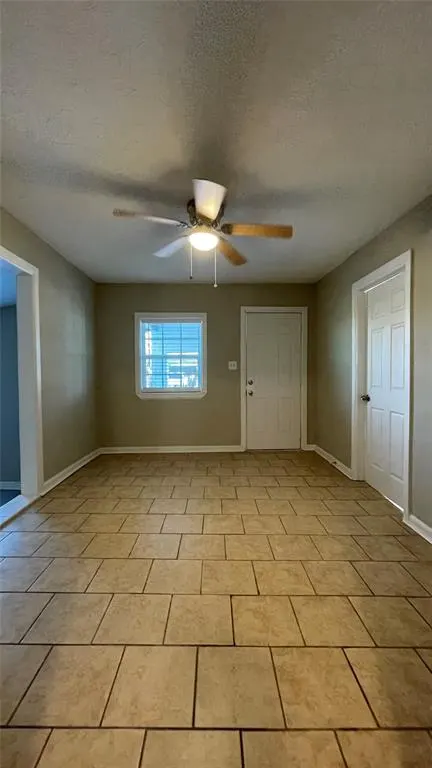 Photo 11 — 1212 SW 22nd Street, Oklahoma City, OK 73109