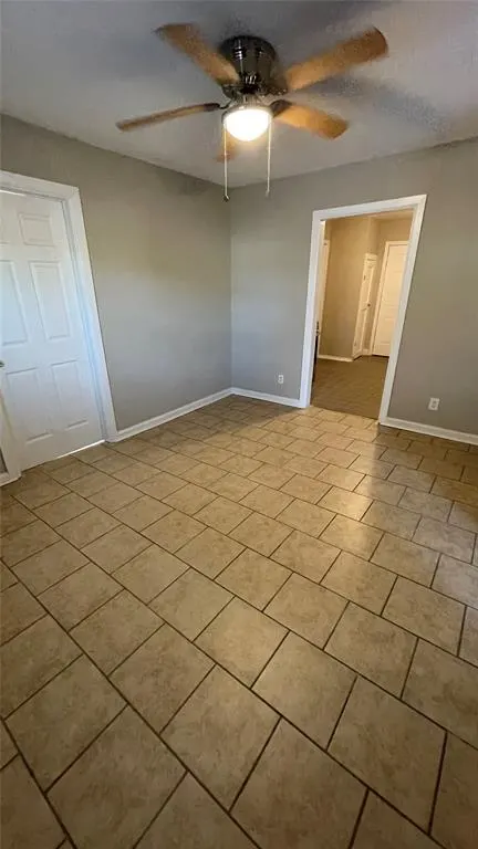 Photo 13 — 1212 SW 22nd Street, Oklahoma City, OK 73109