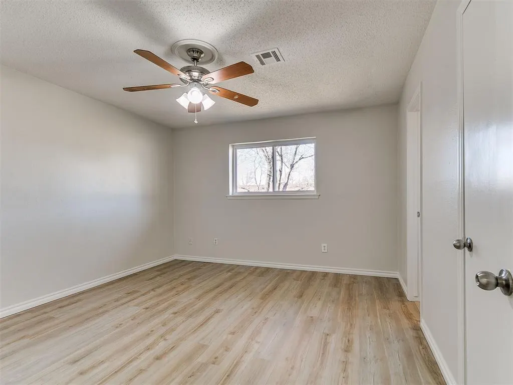 Photo 36 — 505 Willis Street, Noble, OK 73068