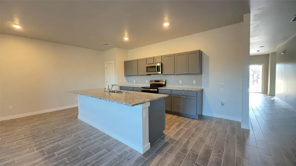 Photo 4 — 17311 Lantana Loop, Newalla, OK 74857