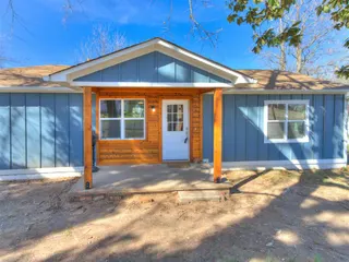 Sold home at 20831 Navarre