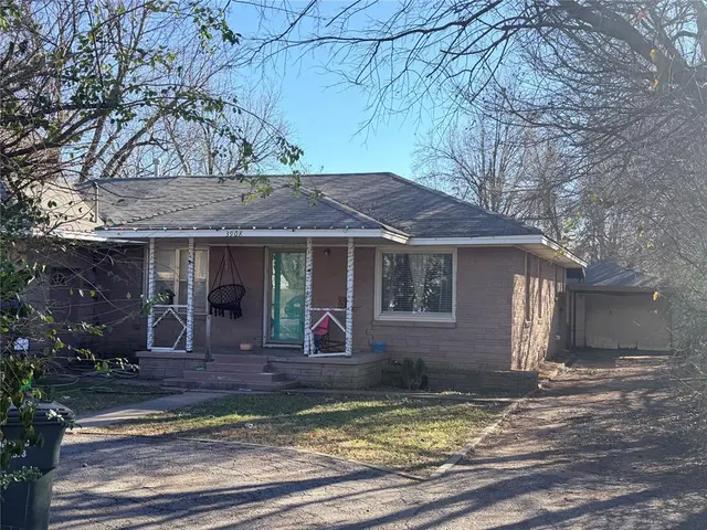 Photo 3 — 3908 Meadowview Drive, Del City, OK 73115