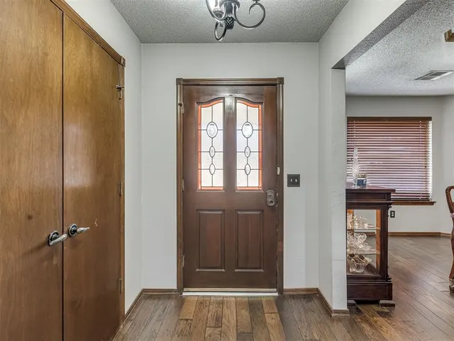 Photo 4 — 12121 Sierra Road, Oklahoma City, OK 73162