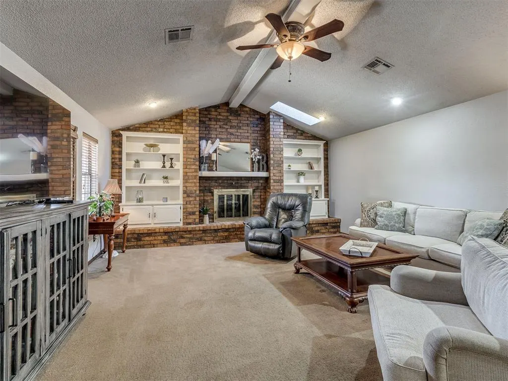 Photo 7 — 12121 Sierra Road, Oklahoma City, OK 73162