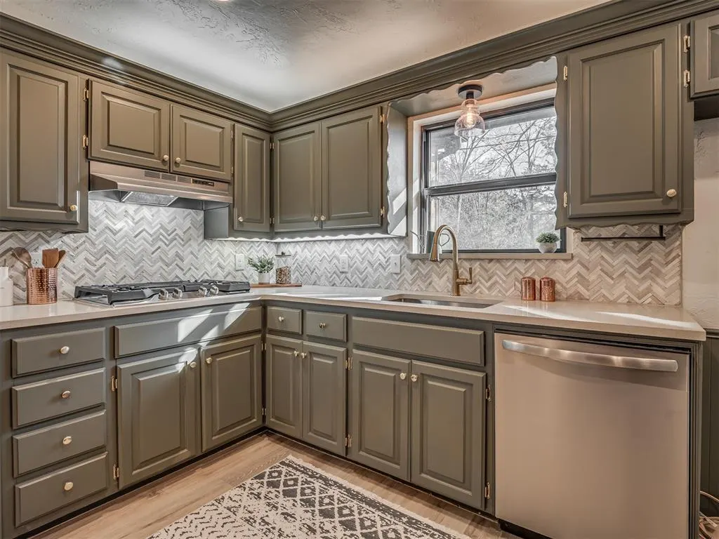 Photo 18 — 3631 NE 60th Avenue, Norman, OK 73026