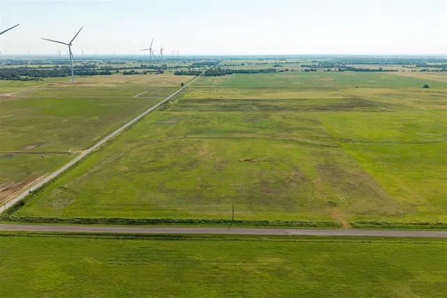 Photo 2 — 0034 E 0720 Road, Crescent, OK 73028